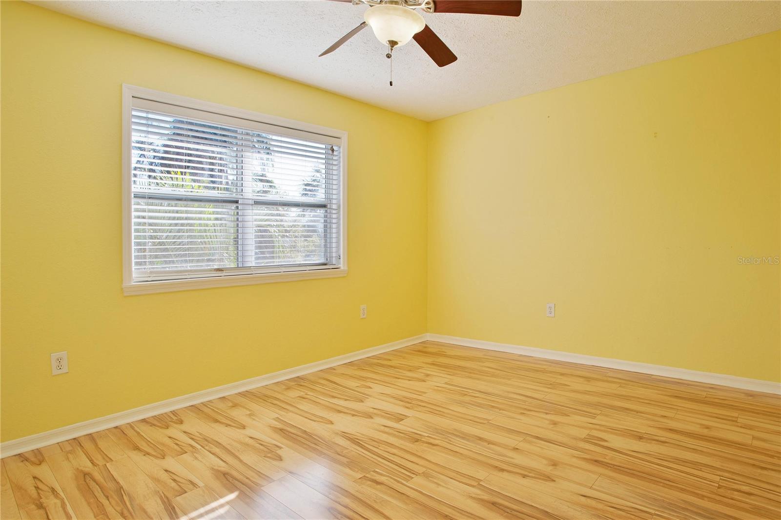 510 WIDEVIEW AVE
