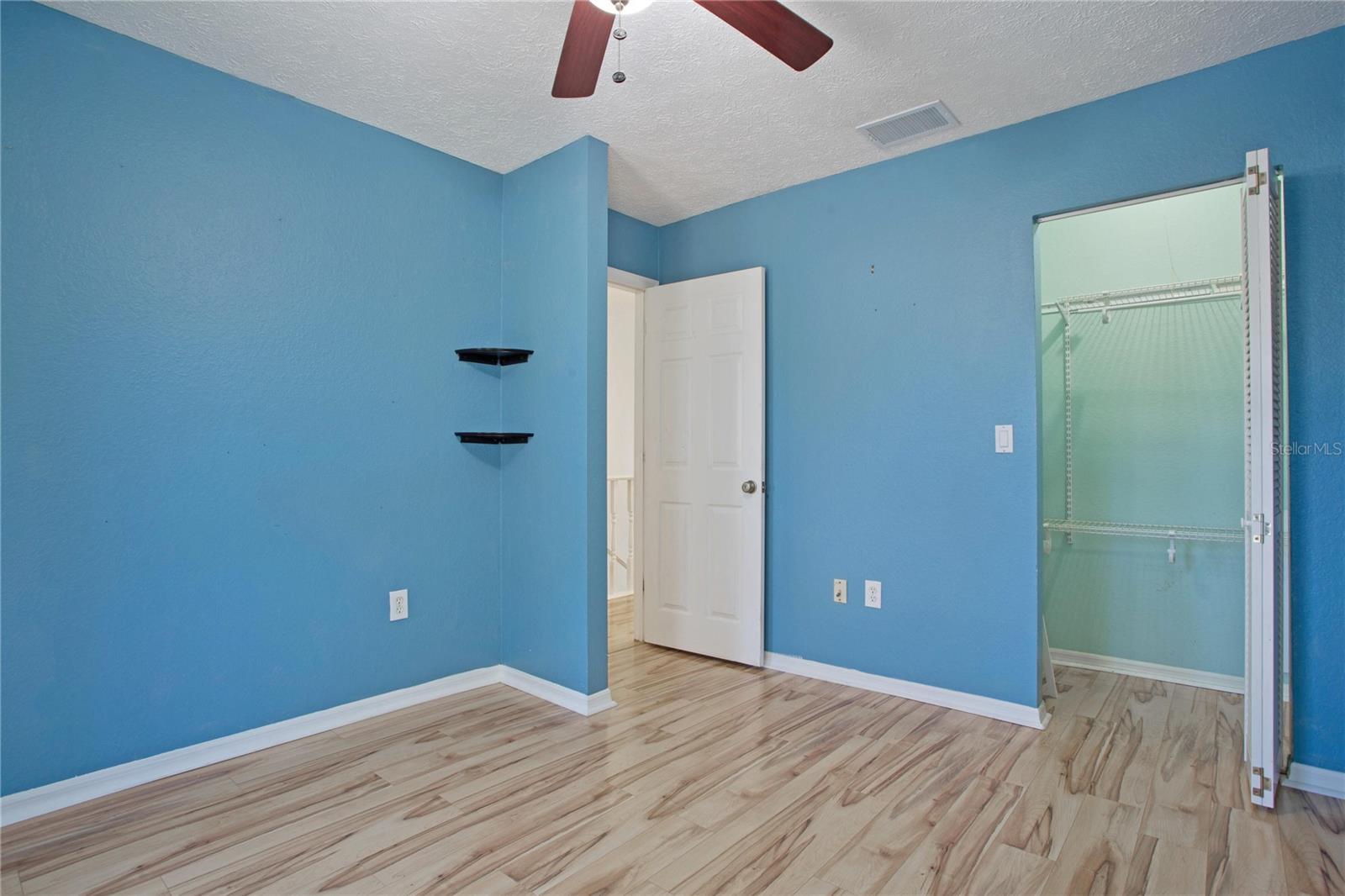 510 WIDEVIEW AVE