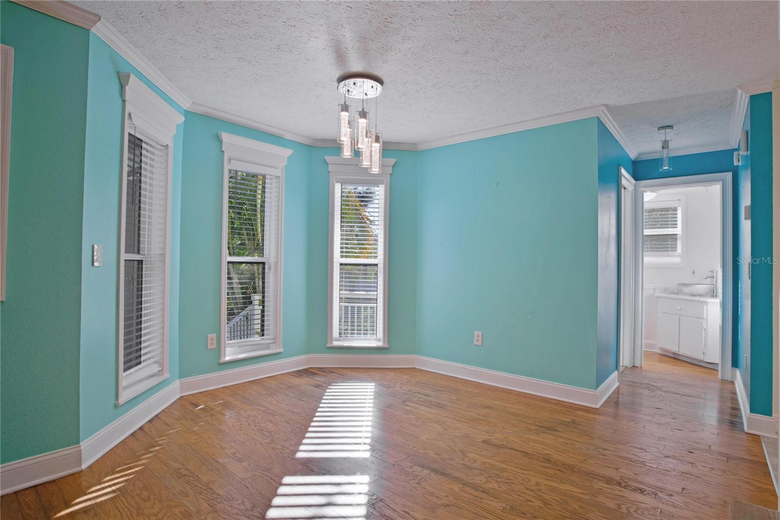 510 WIDEVIEW AVE