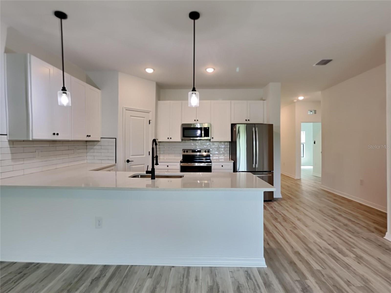 1320 RIO DE JANEIRO AVE