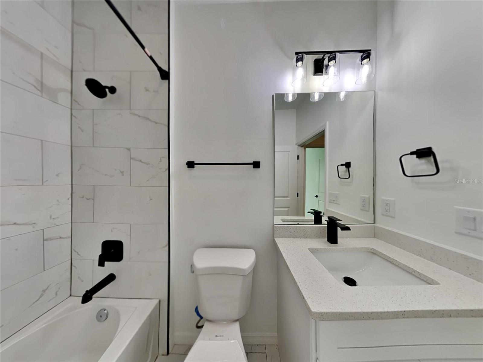 1320 RIO DE JANEIRO AVE