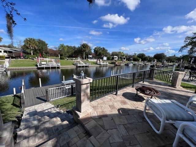 436 WATERWAY DR