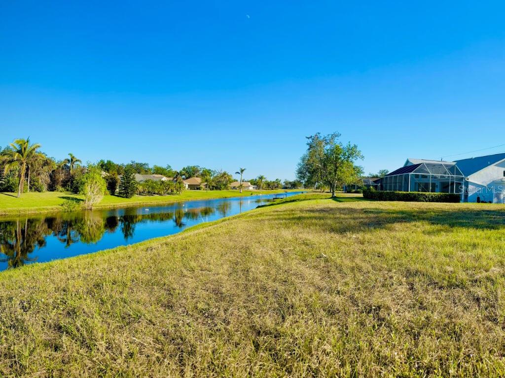 683 ROTONDA CIR