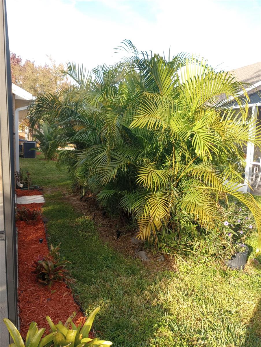 7947 GOLDEN POND CIR