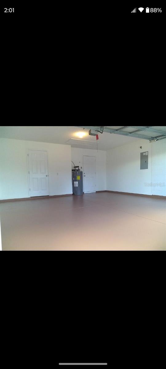 7947 GOLDEN POND CIR