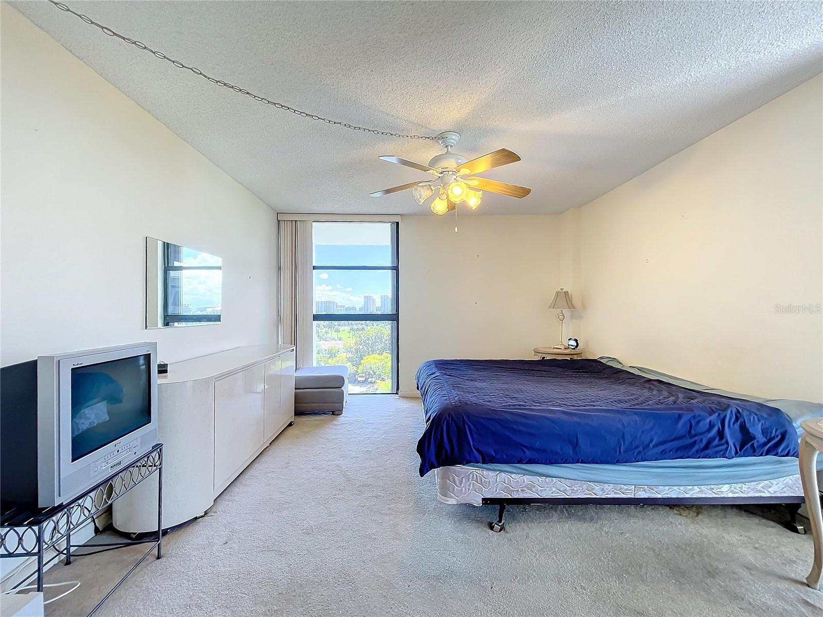 20225 NE 34TH CT #817
