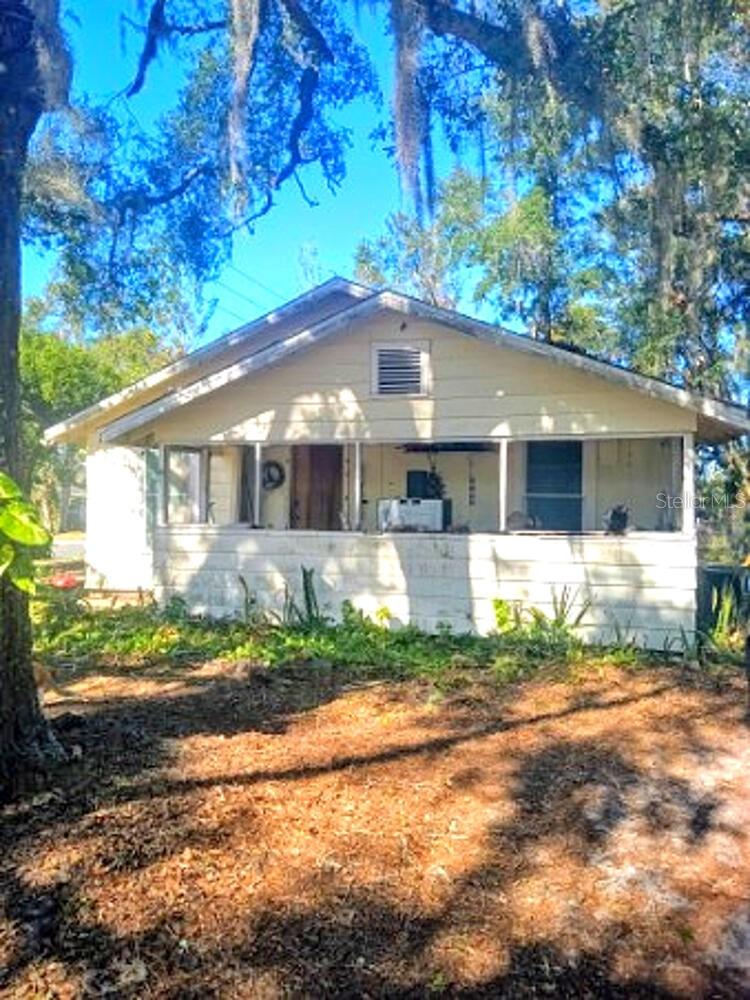 1303 STOWE AVE