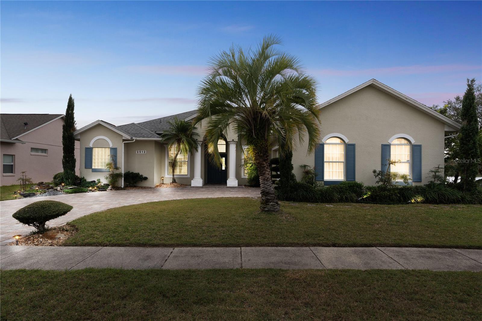 2512 RACCOON RUN LN