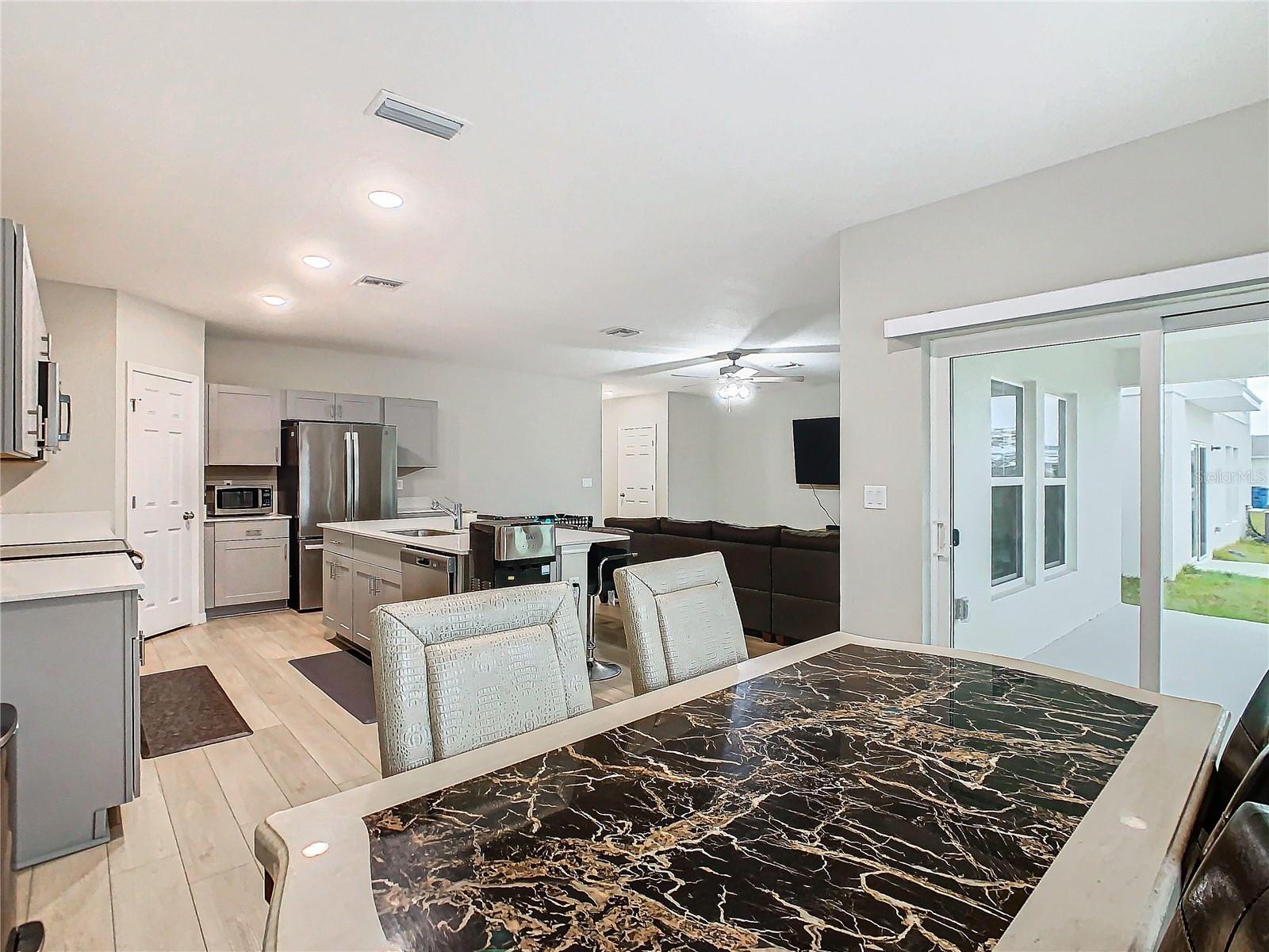 5381 MADDIE DR