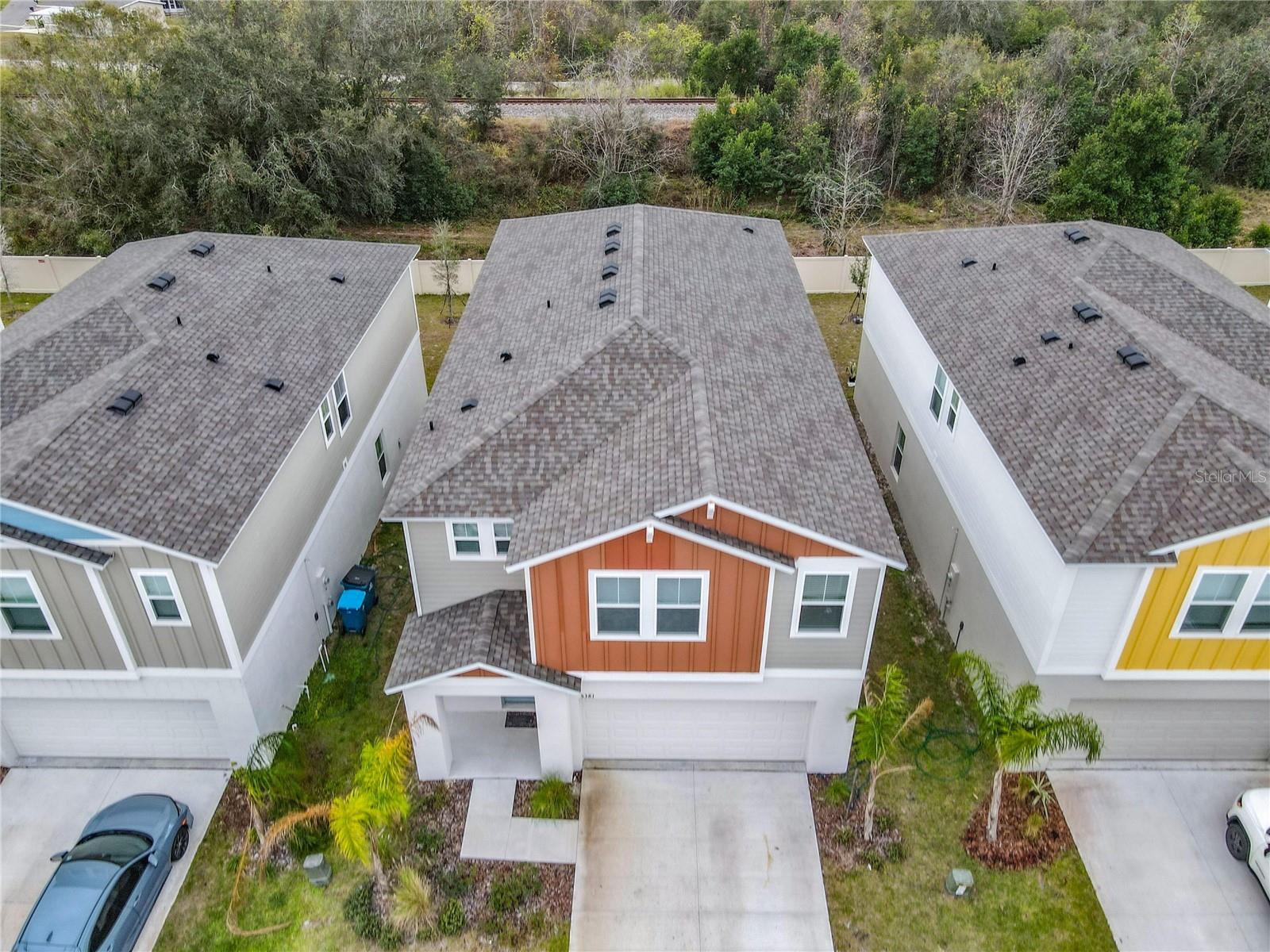 5381 MADDIE DR