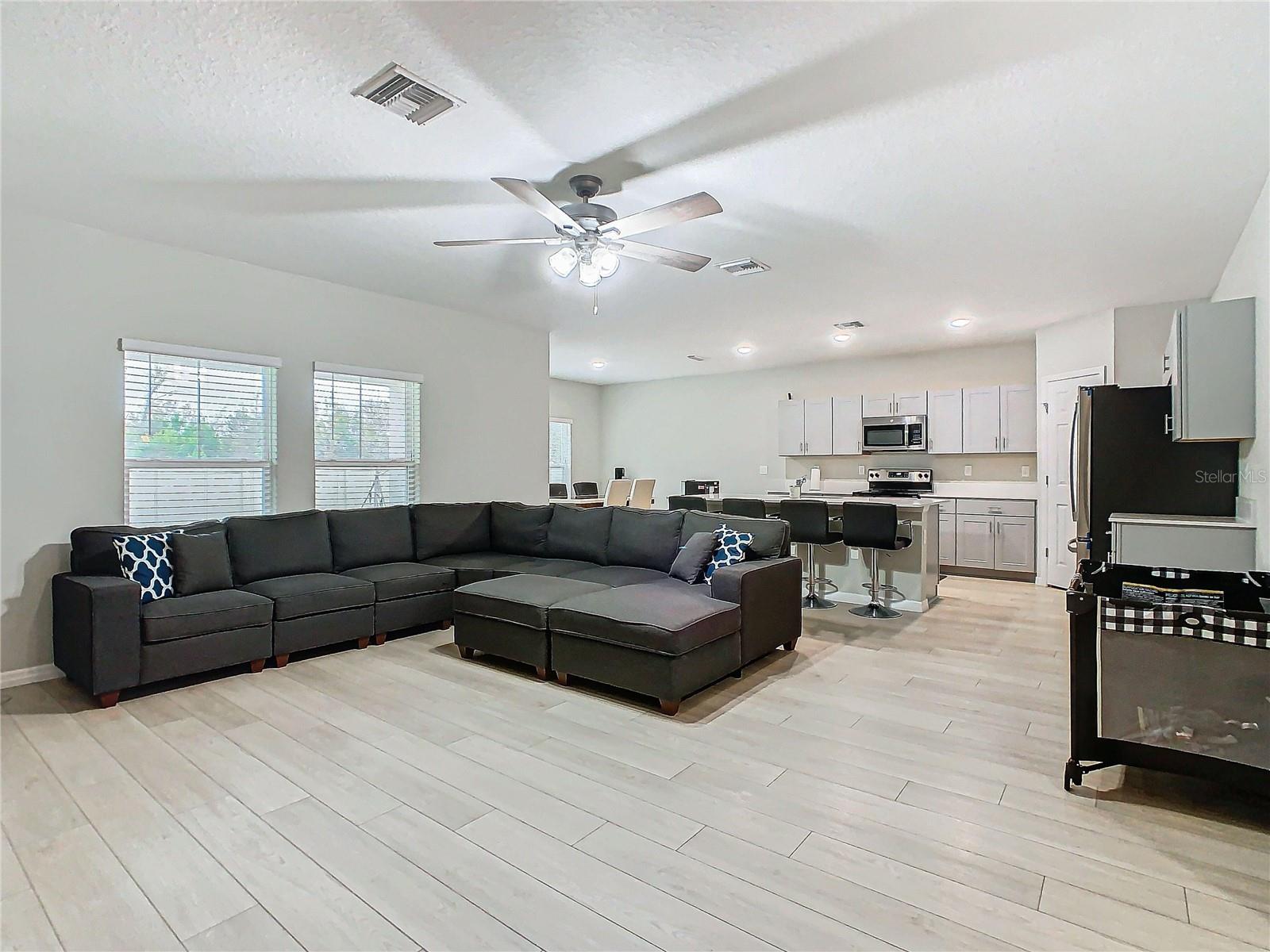 5381 MADDIE DR