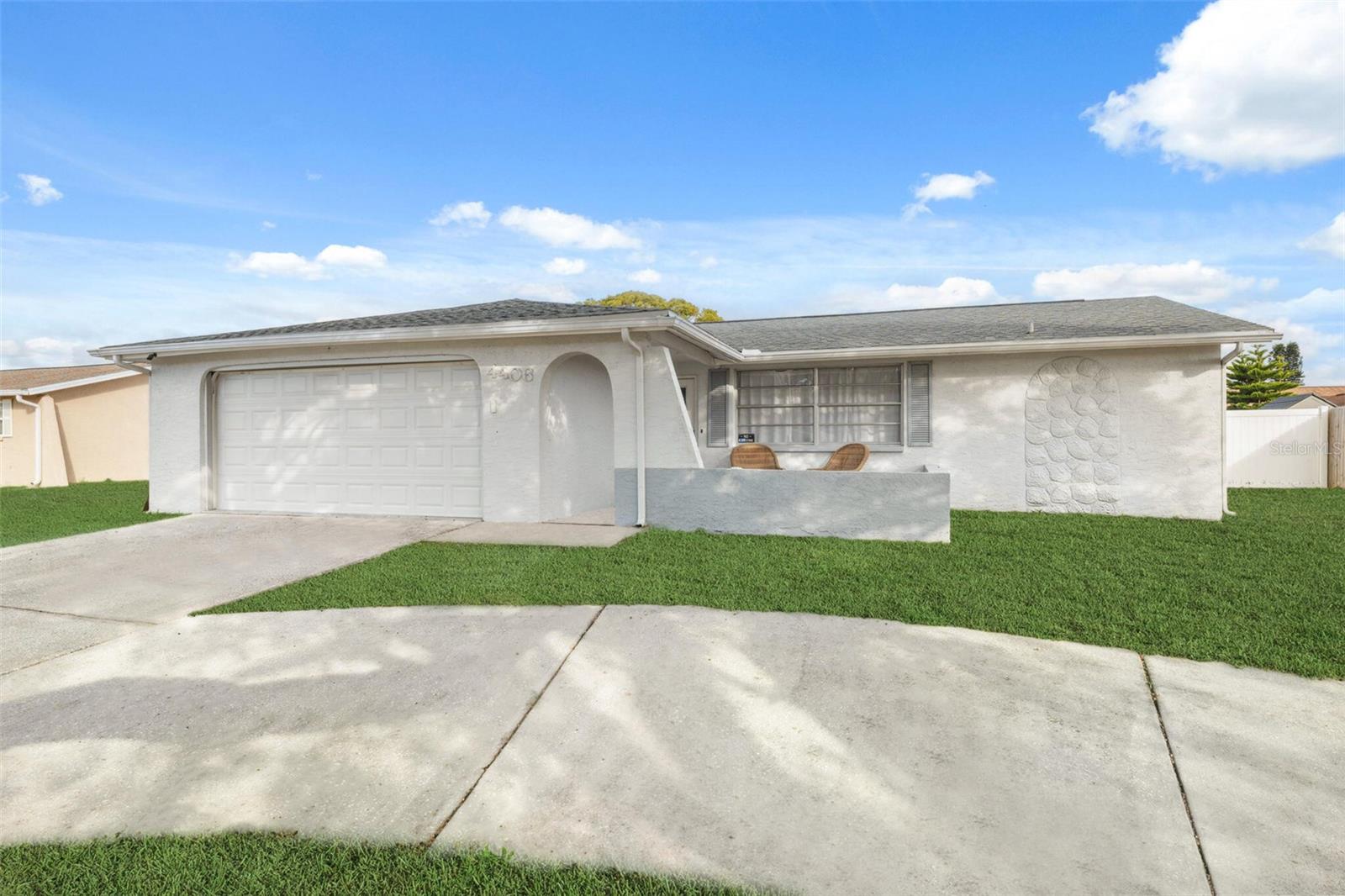 4406 WOODTRAIL BLVD