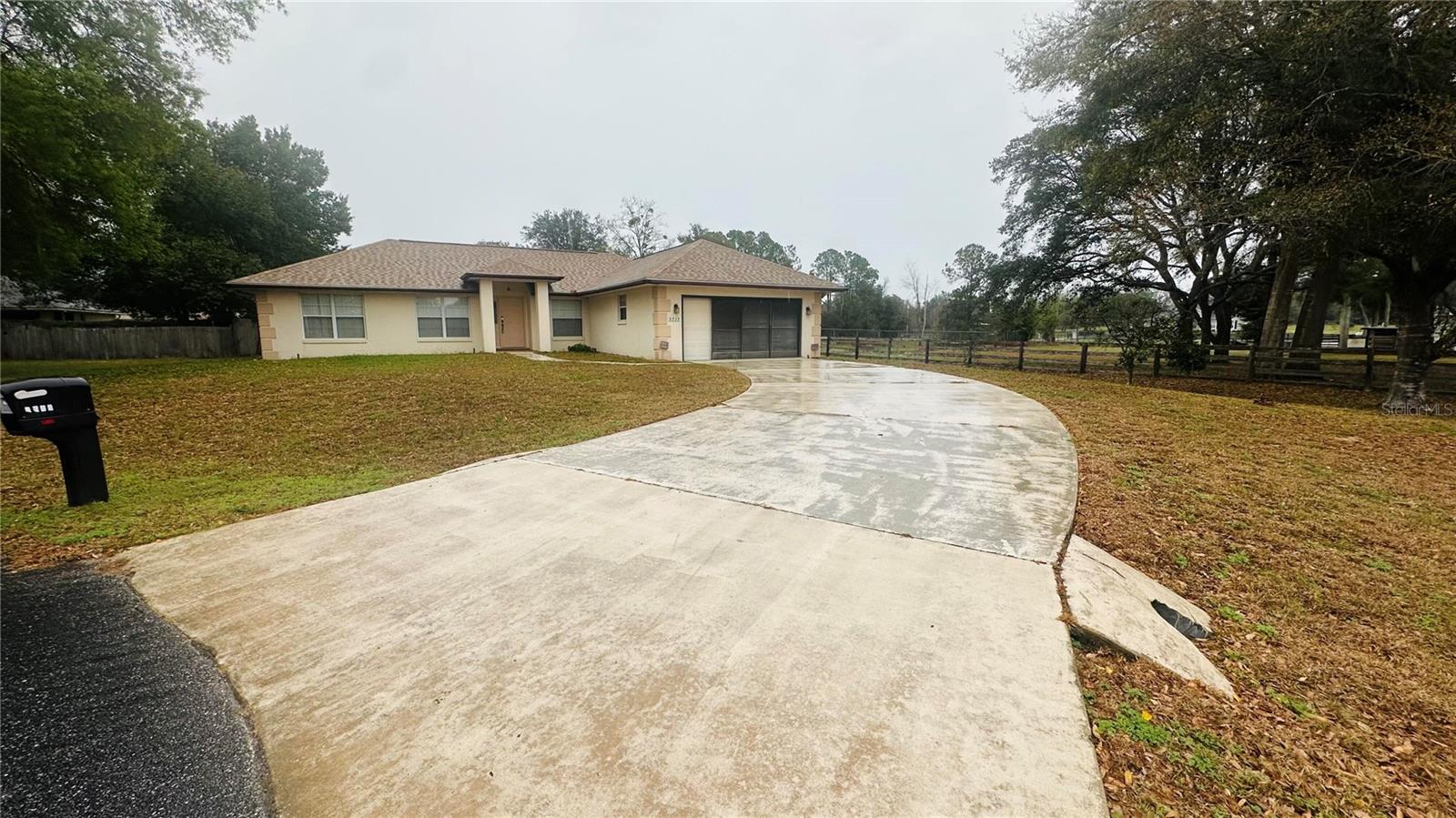 5323 SW 83RD PL