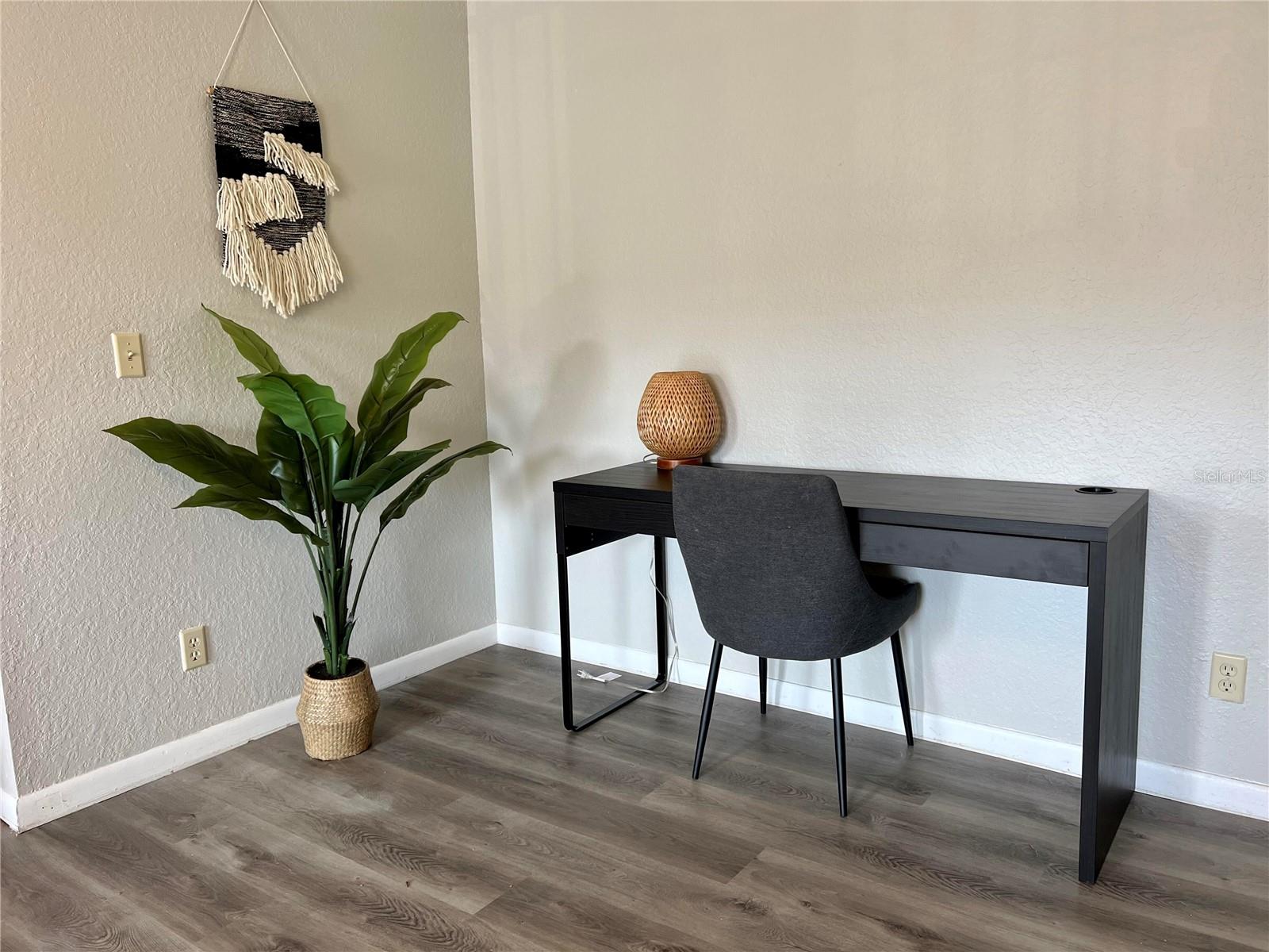 11562 WESTWOOD BLVD #934