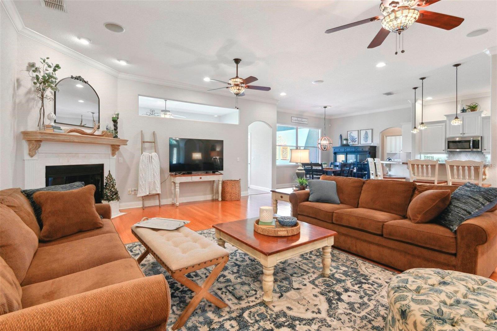 6970 CATHERINE DR