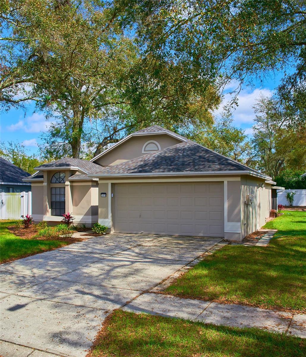 1610 SPINNING WHEEL DR