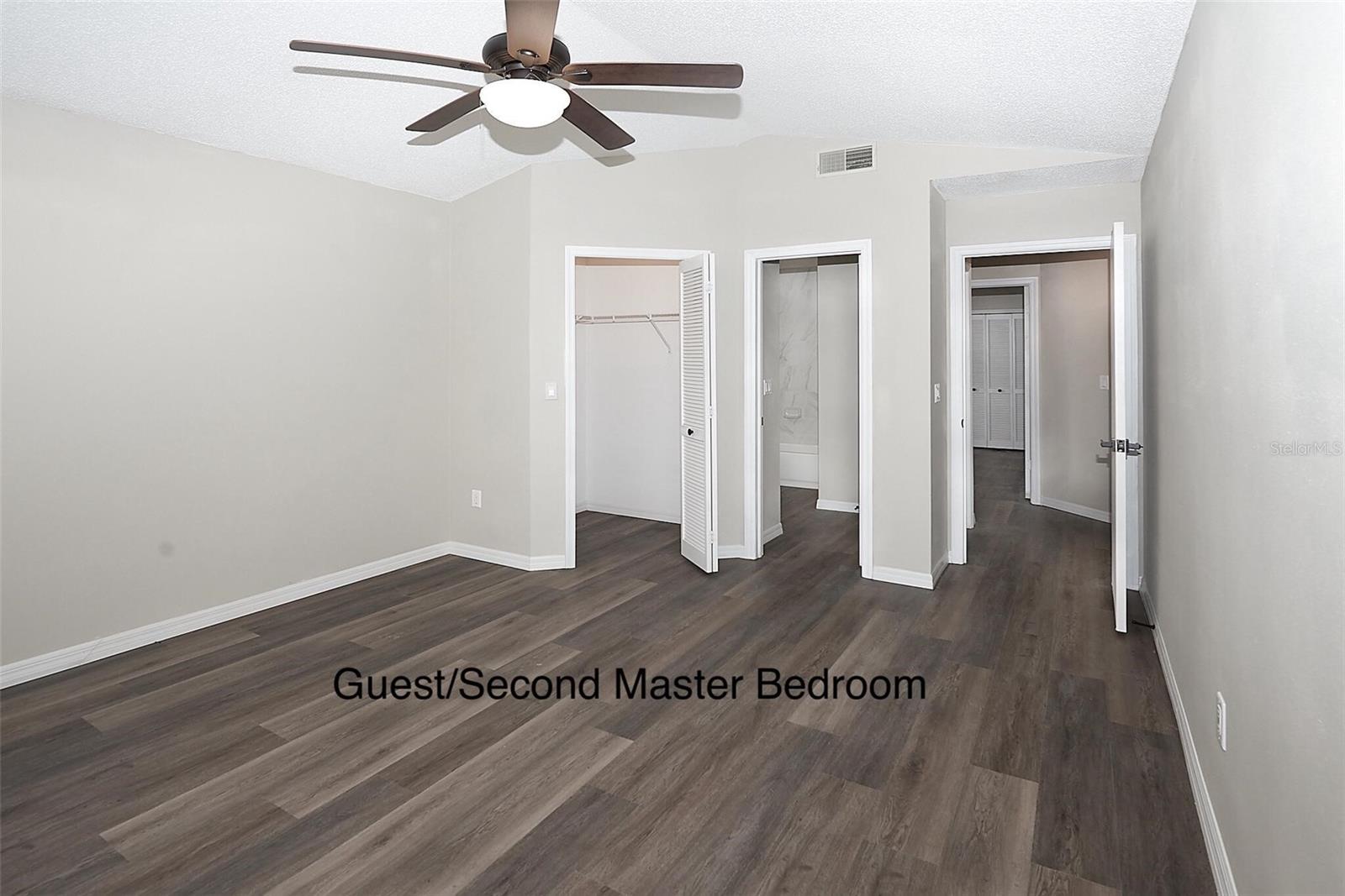 1610 SPINNING WHEEL DR