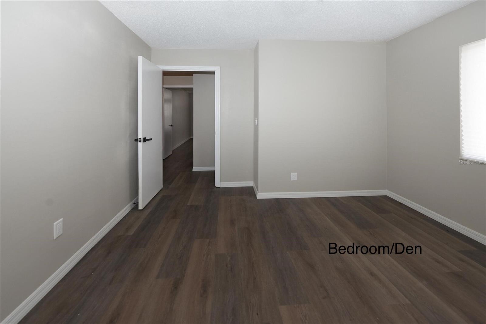 1610 SPINNING WHEEL DR