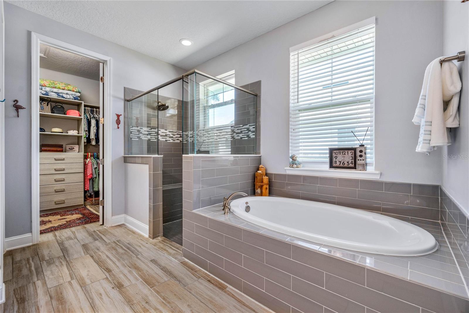 44 HIDDEN TREASURE DR