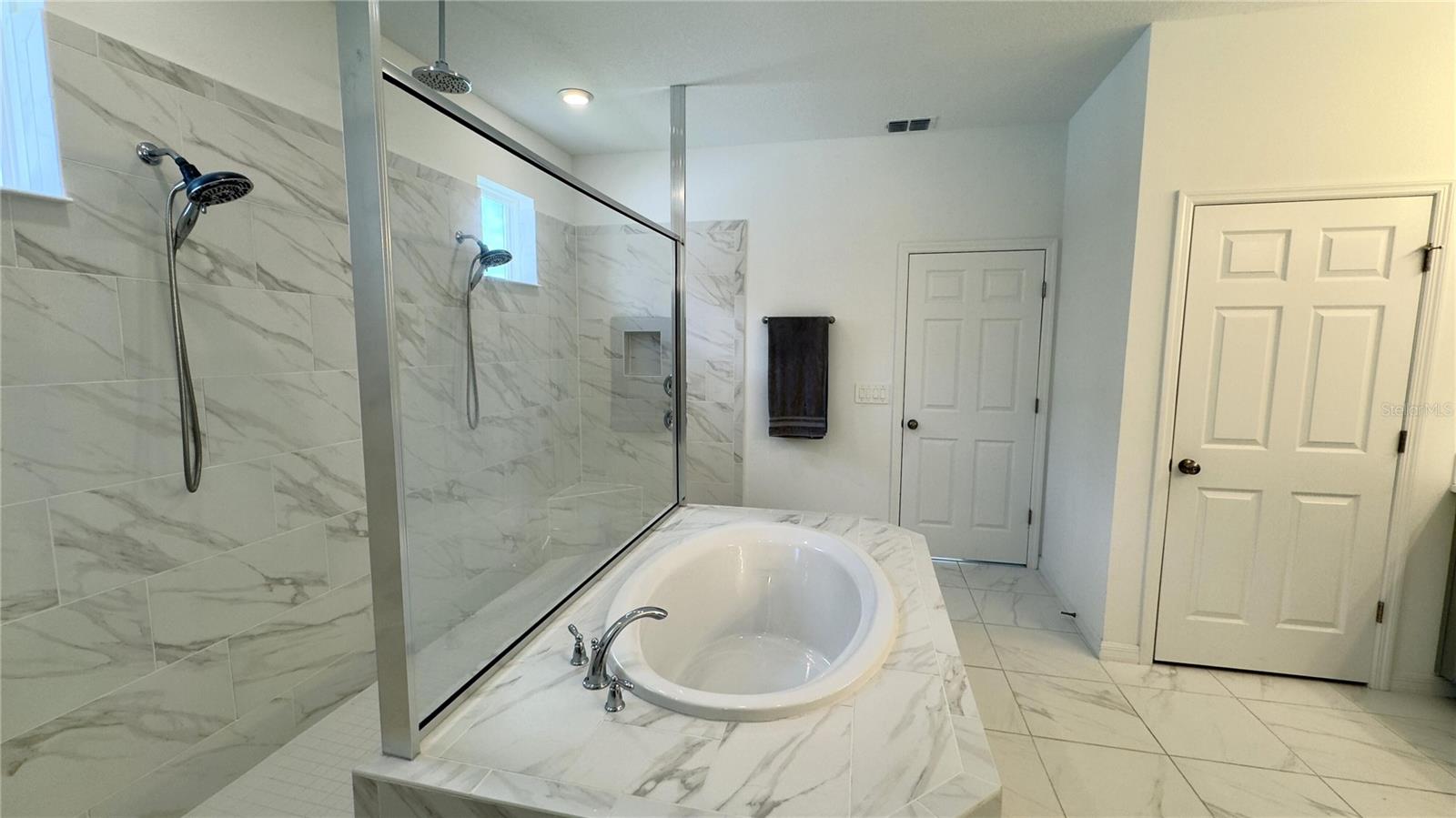 3330 HANGING TIDE ST