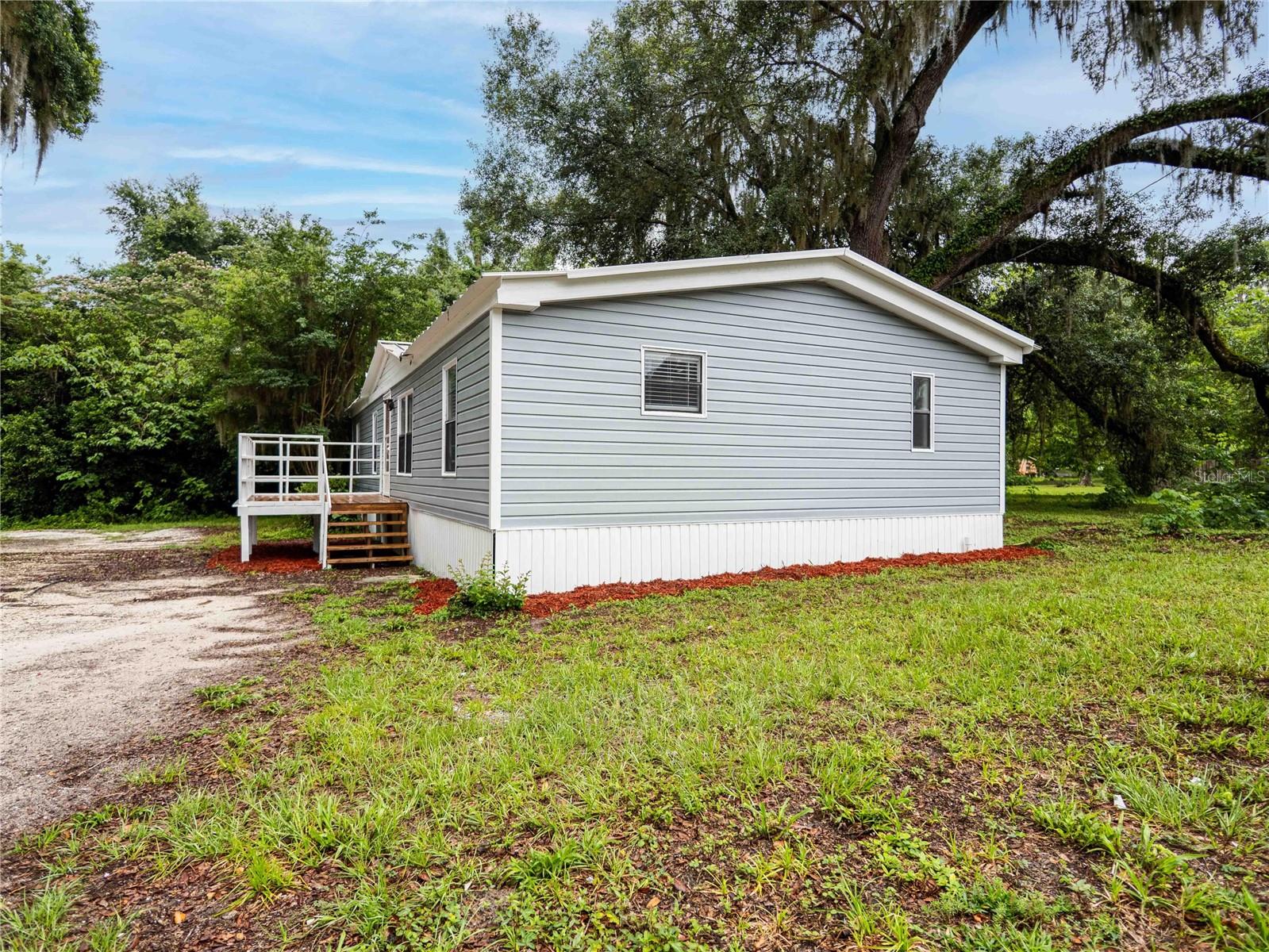 1610 ORANGE AVE