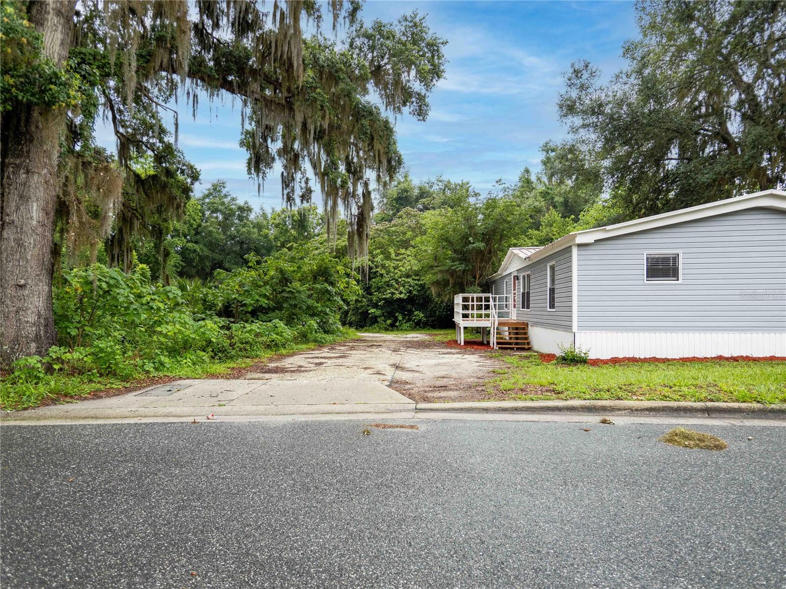 1610 ORANGE AVE
