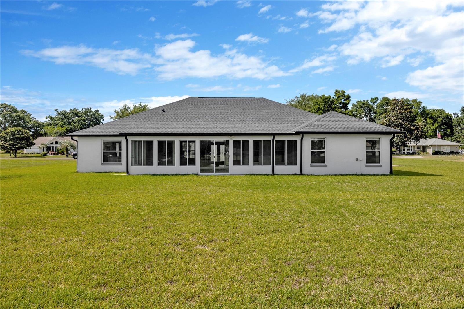 599 E CHARLESTON CT