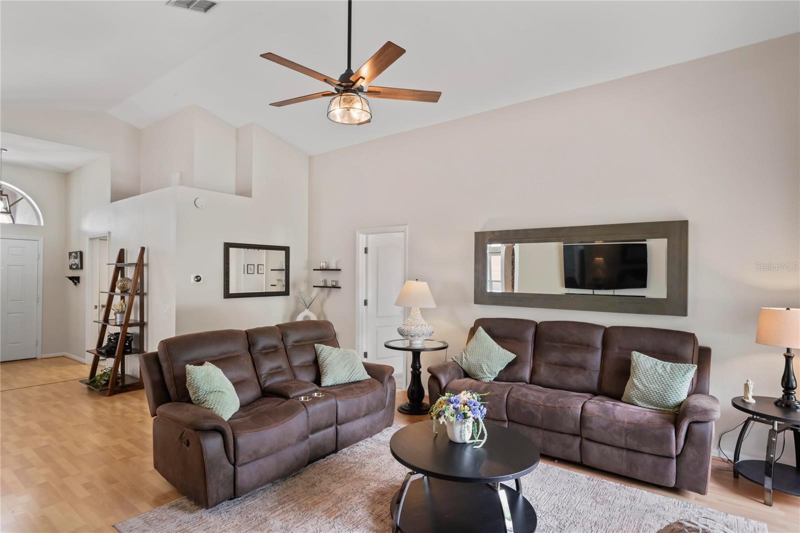 30643 TREMONT DR