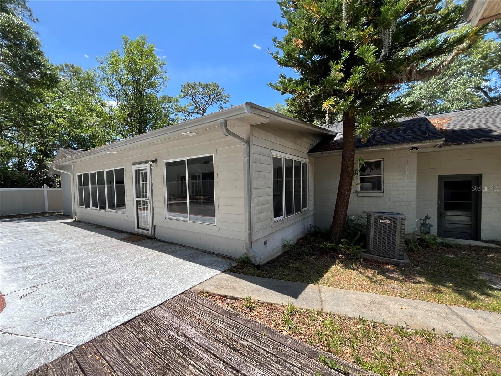 1329 SE 36TH AVE