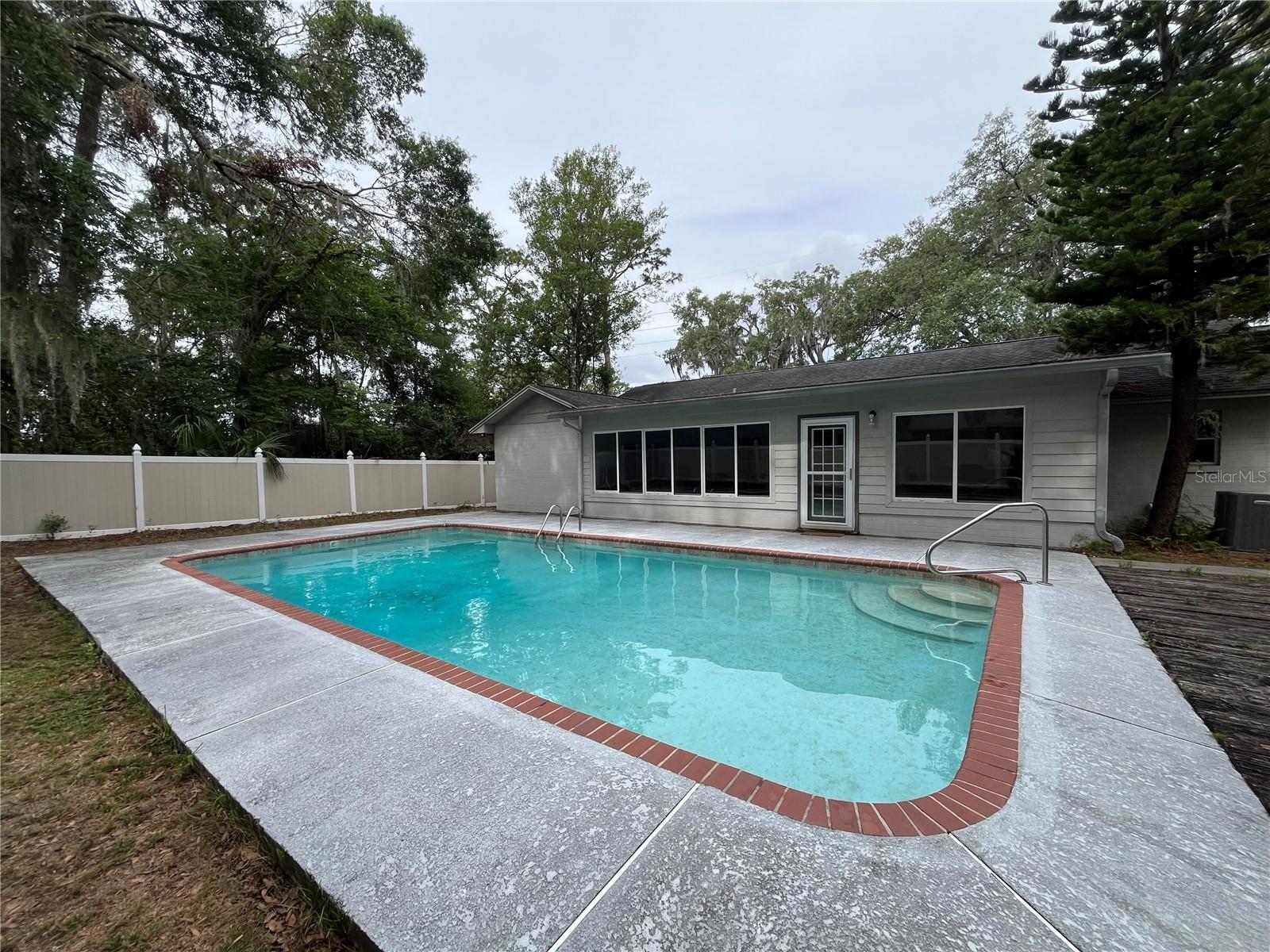 1329 SE 36TH AVE