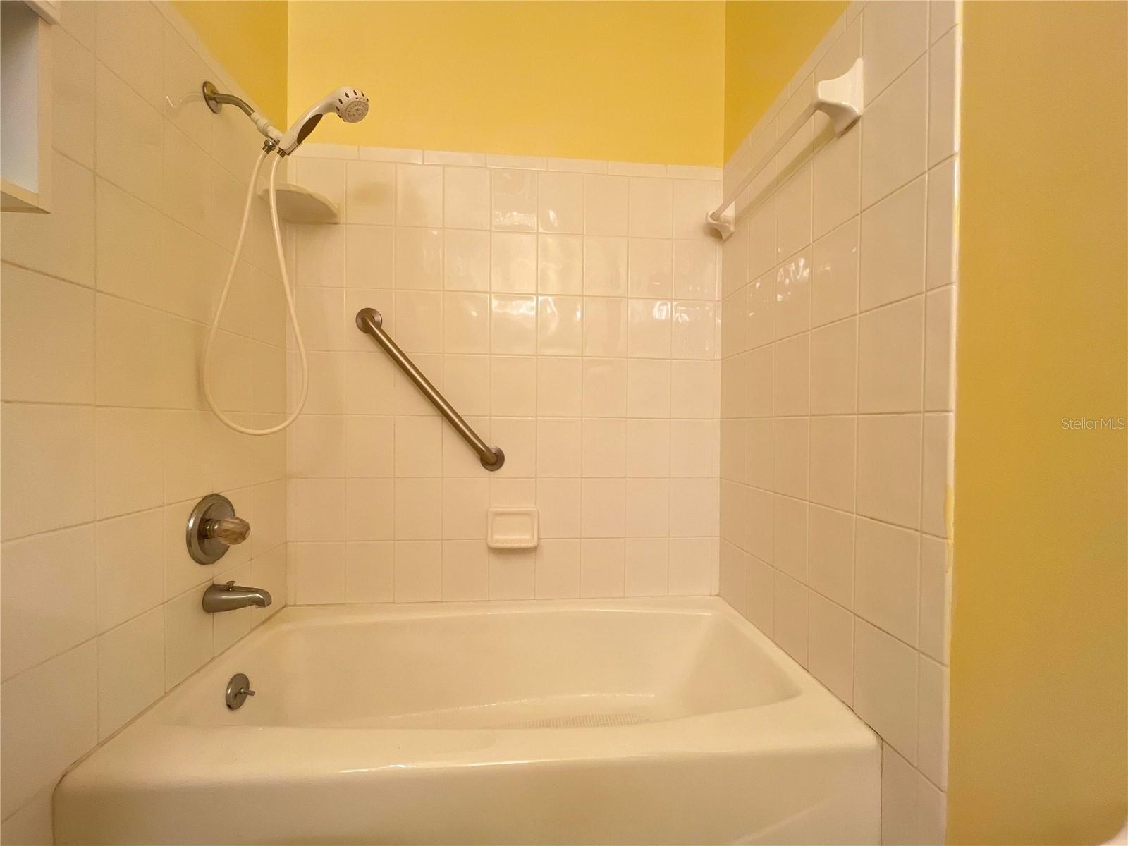 1329 SE 36TH AVE
