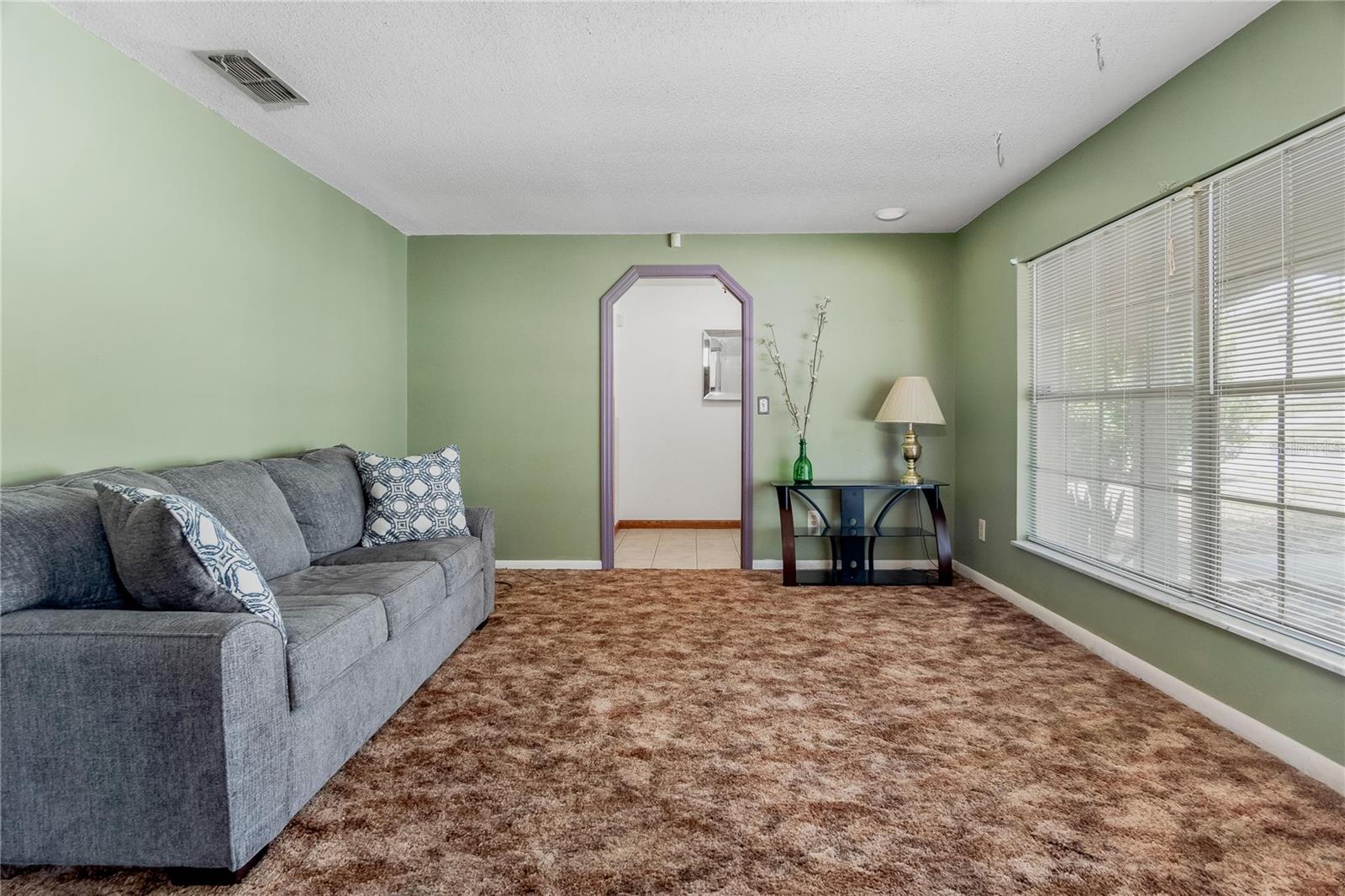6411 MERRIEWOOD DR