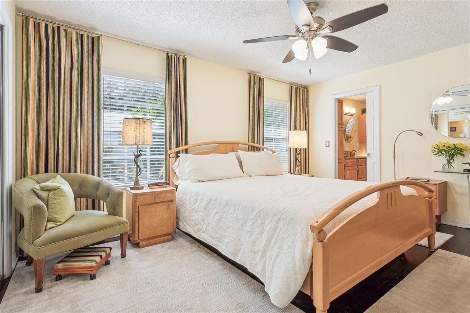 3404 W VILLA ROSA ST