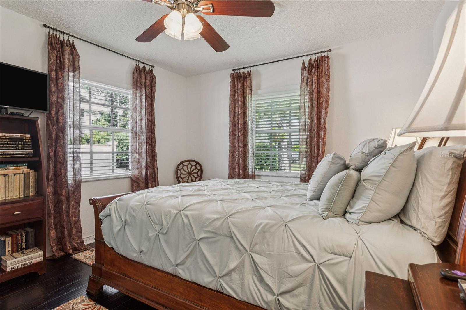 3404 W VILLA ROSA ST