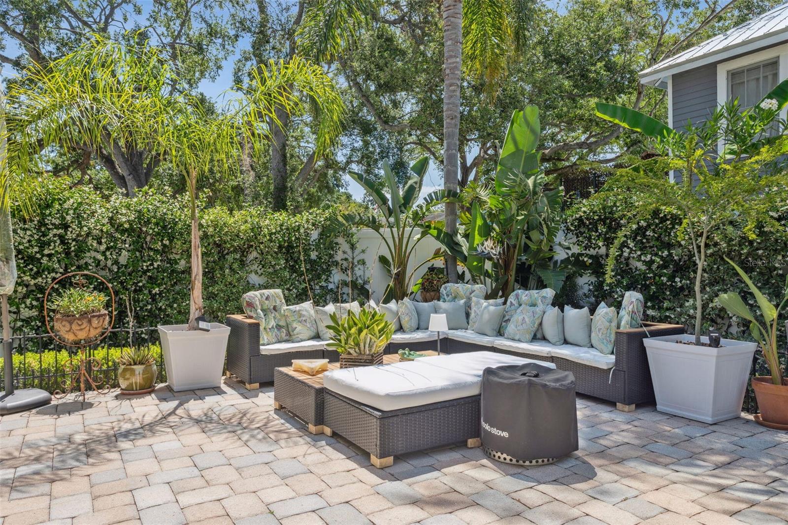 3404 W VILLA ROSA ST