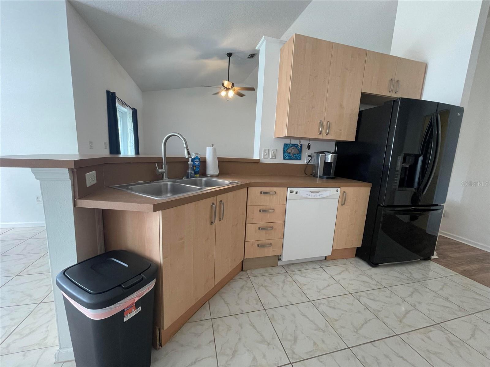 10 PINETREE DR