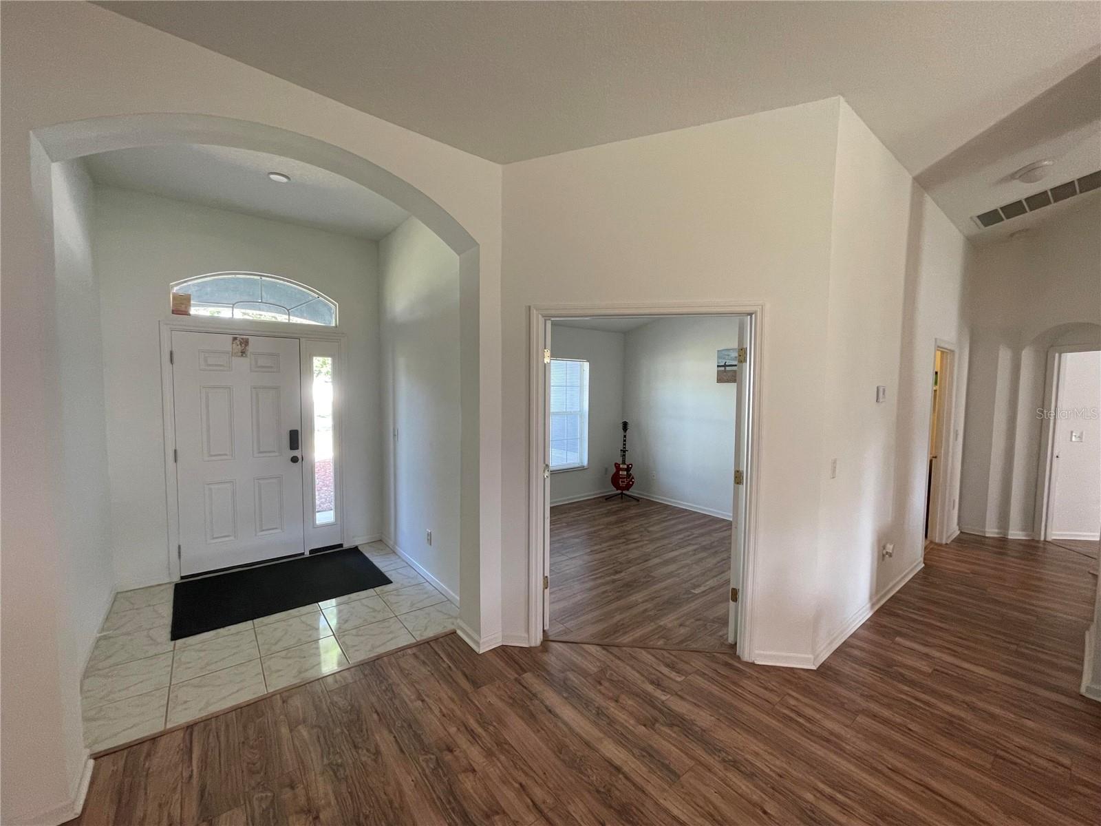 10 PINETREE DR