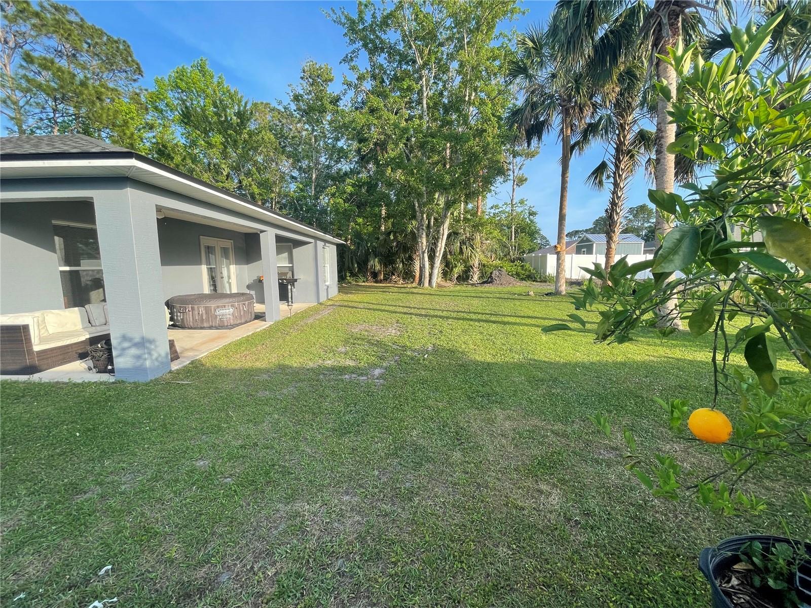 10 PINETREE DR