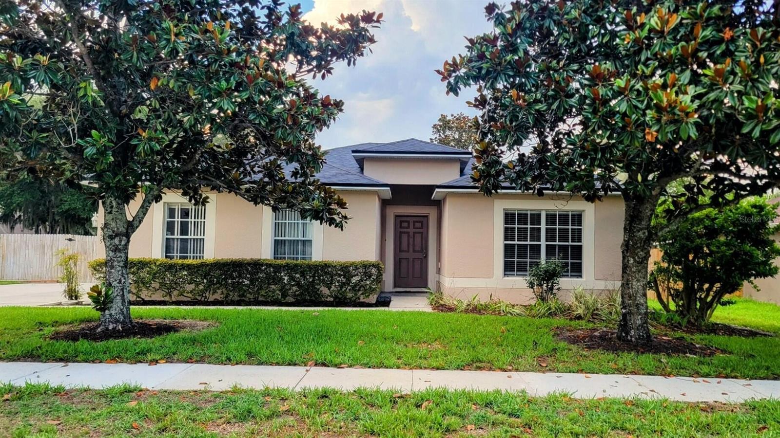 2555 PALMETTO RIDGE CIR