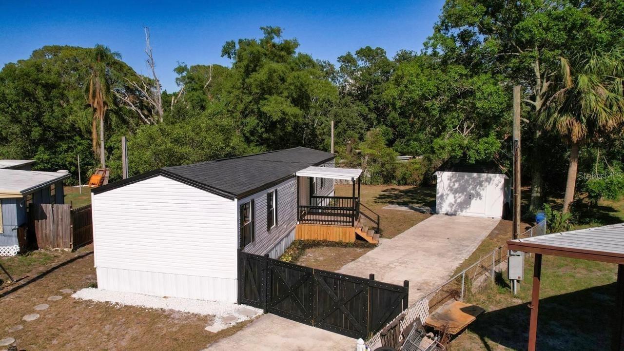 5907 SUSSEX CT