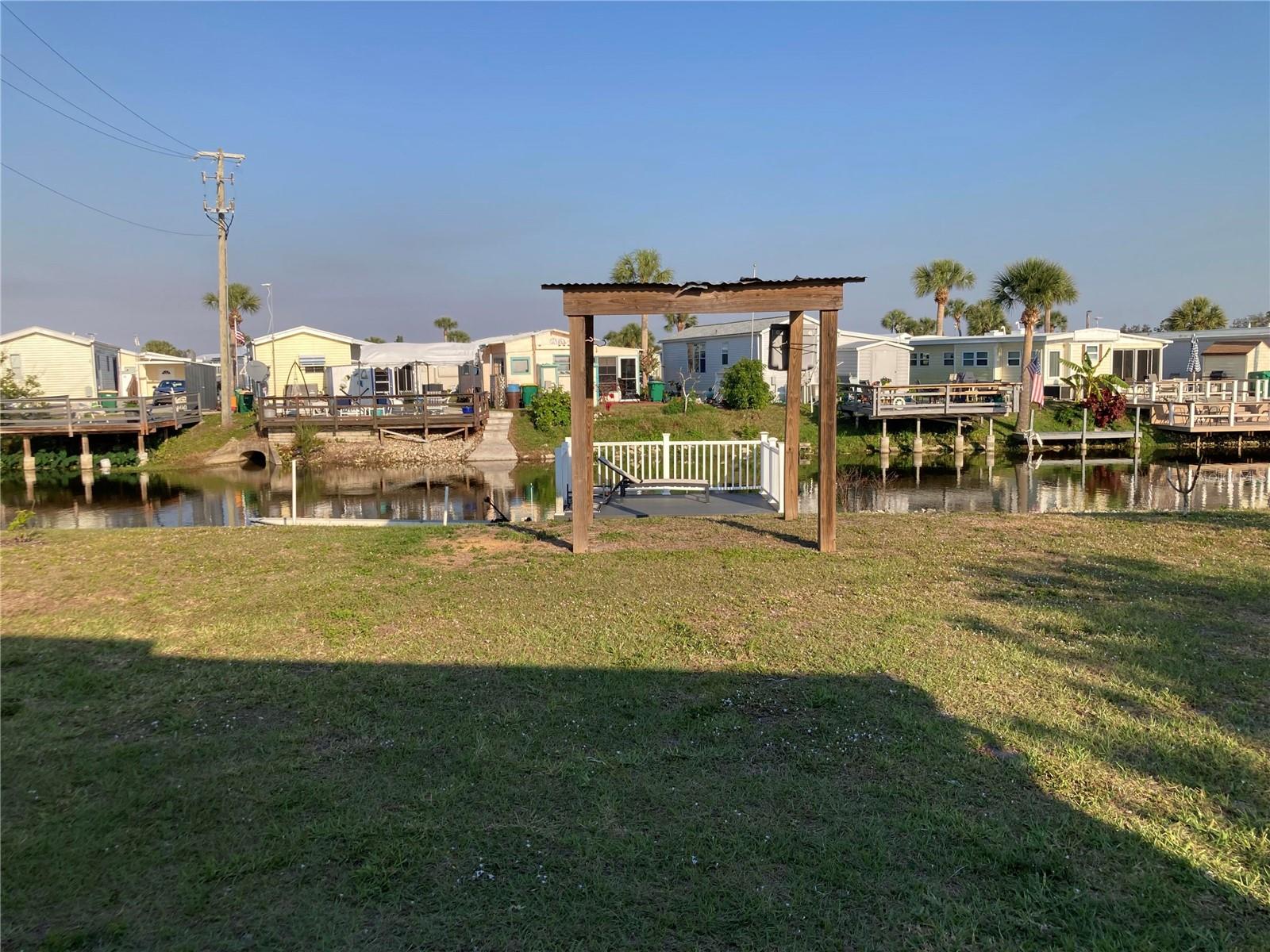 1423 FLAMINGO DR