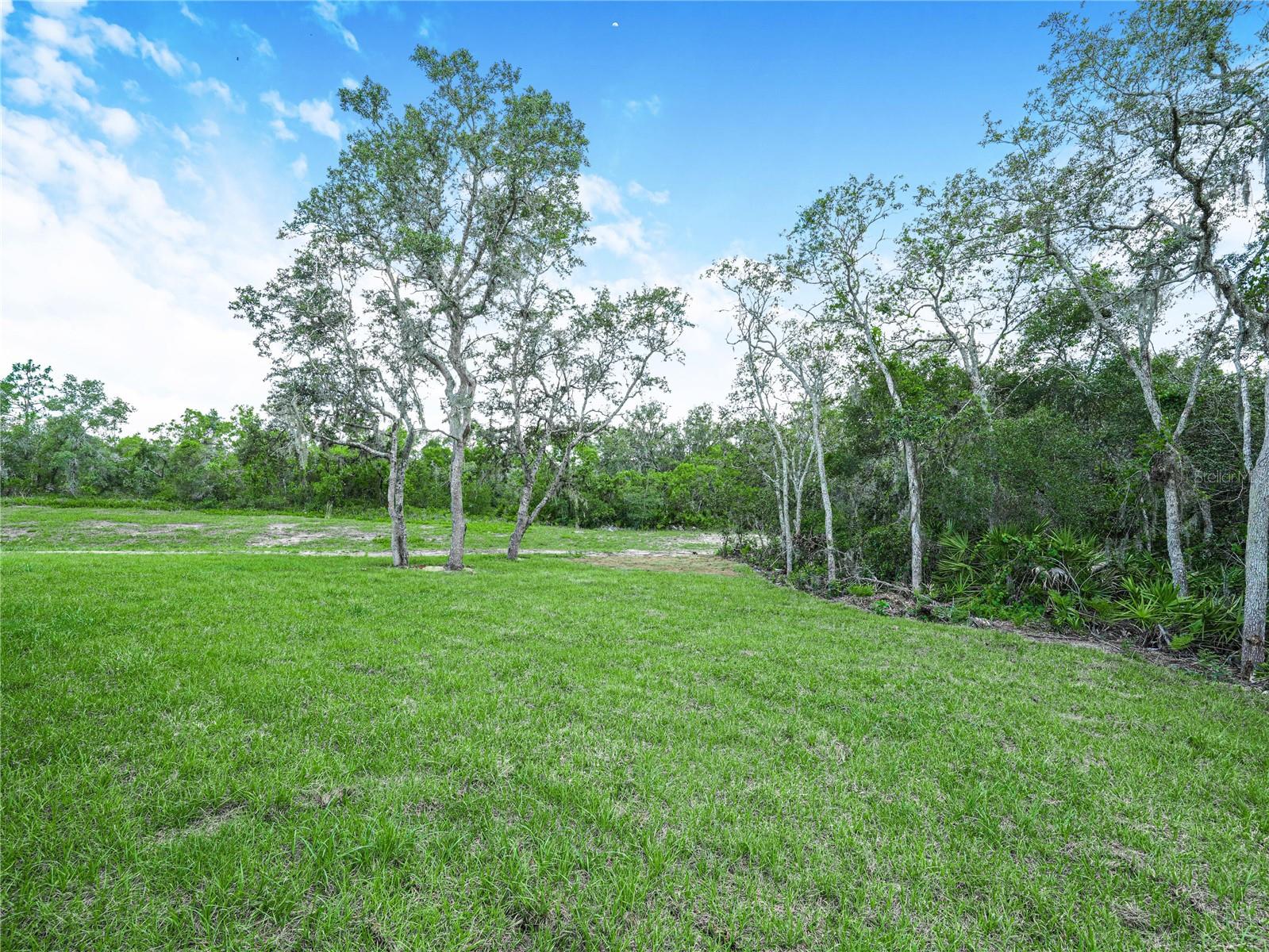527 RIO GRANDE DR