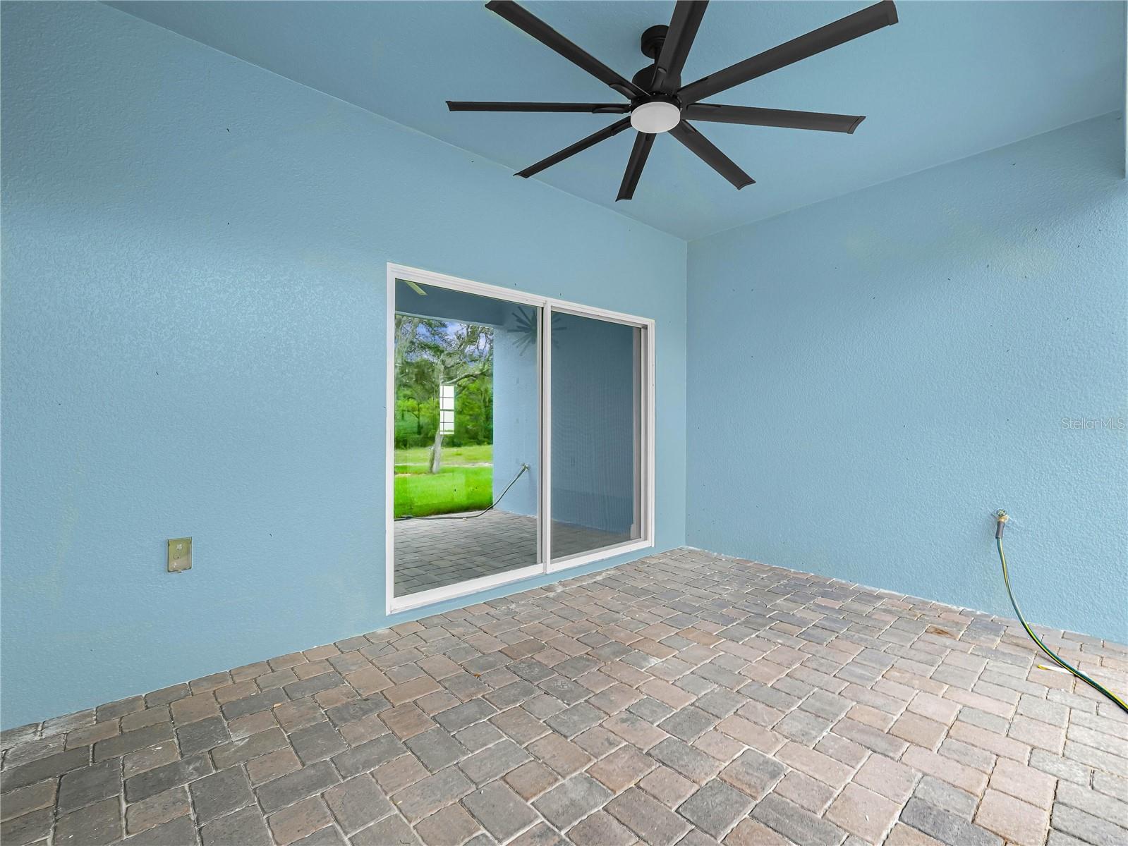 527 RIO GRANDE DR