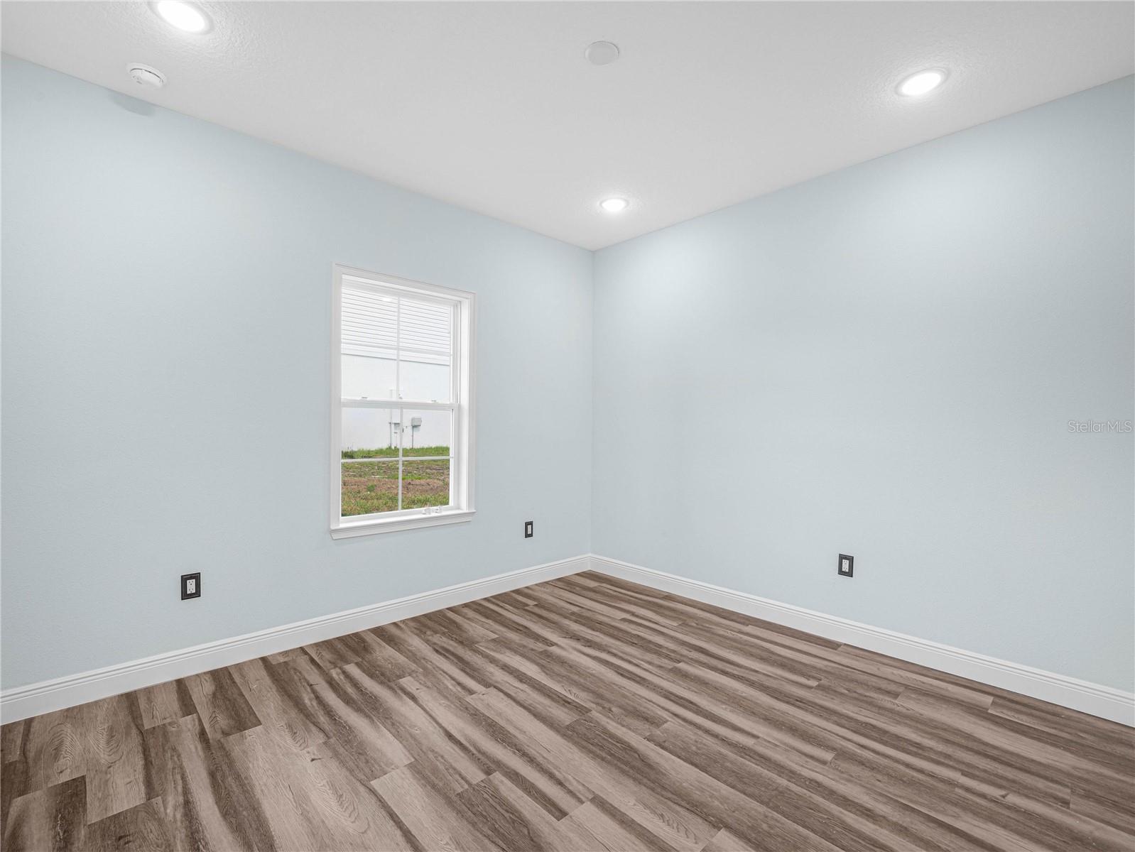 527 RIO GRANDE DR