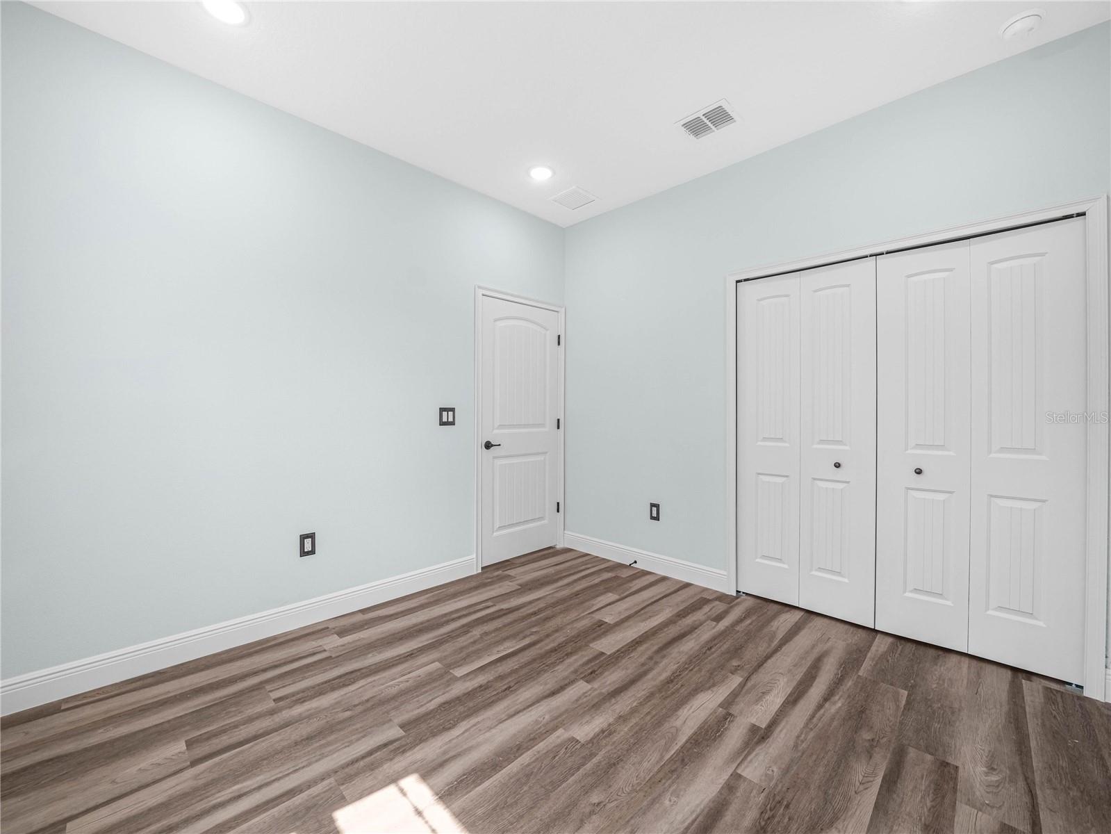 527 RIO GRANDE DR