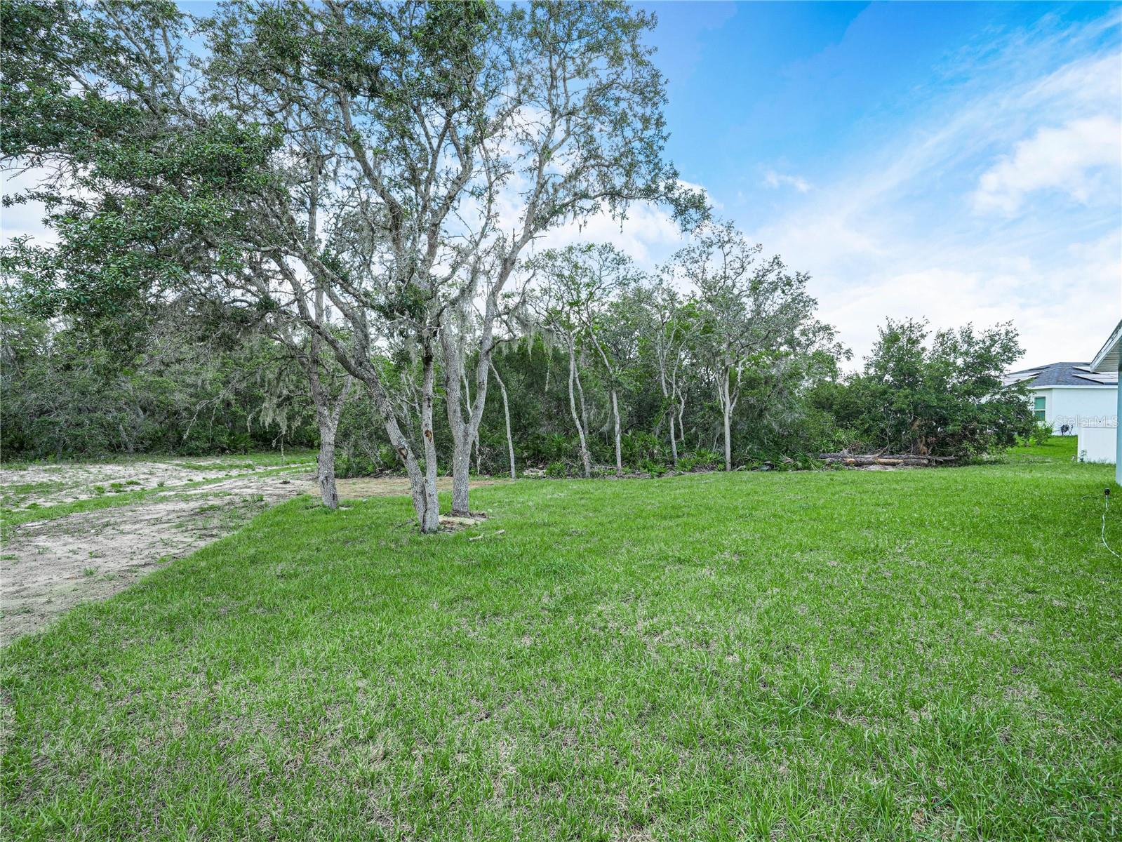 527 RIO GRANDE DR