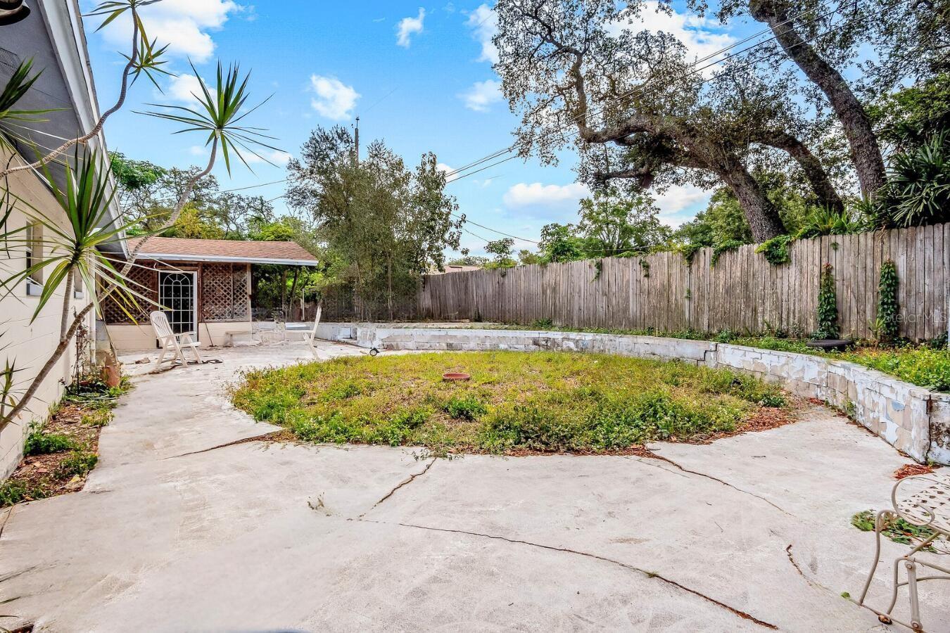 5812 VIKING RD