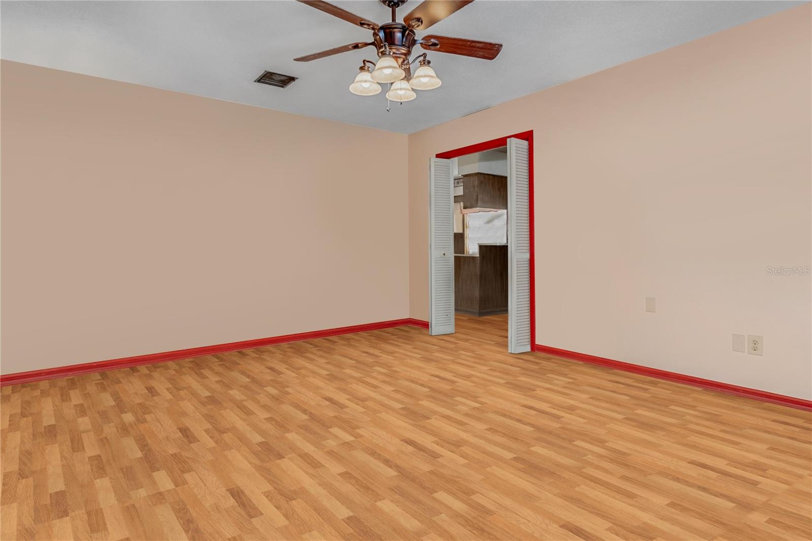5812 VIKING RD