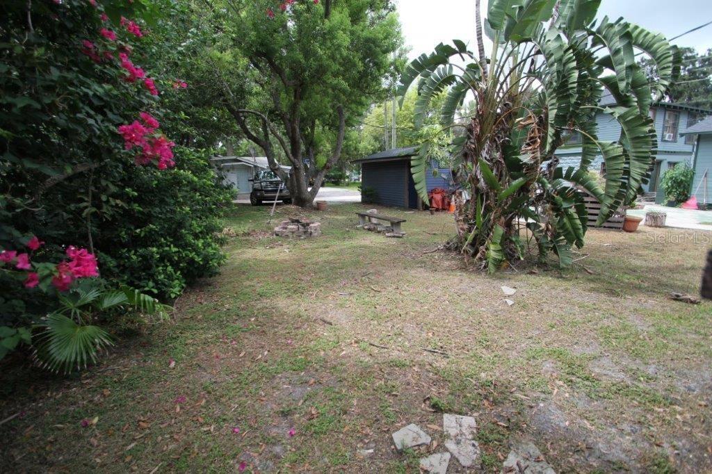 1040 9TH AVE N