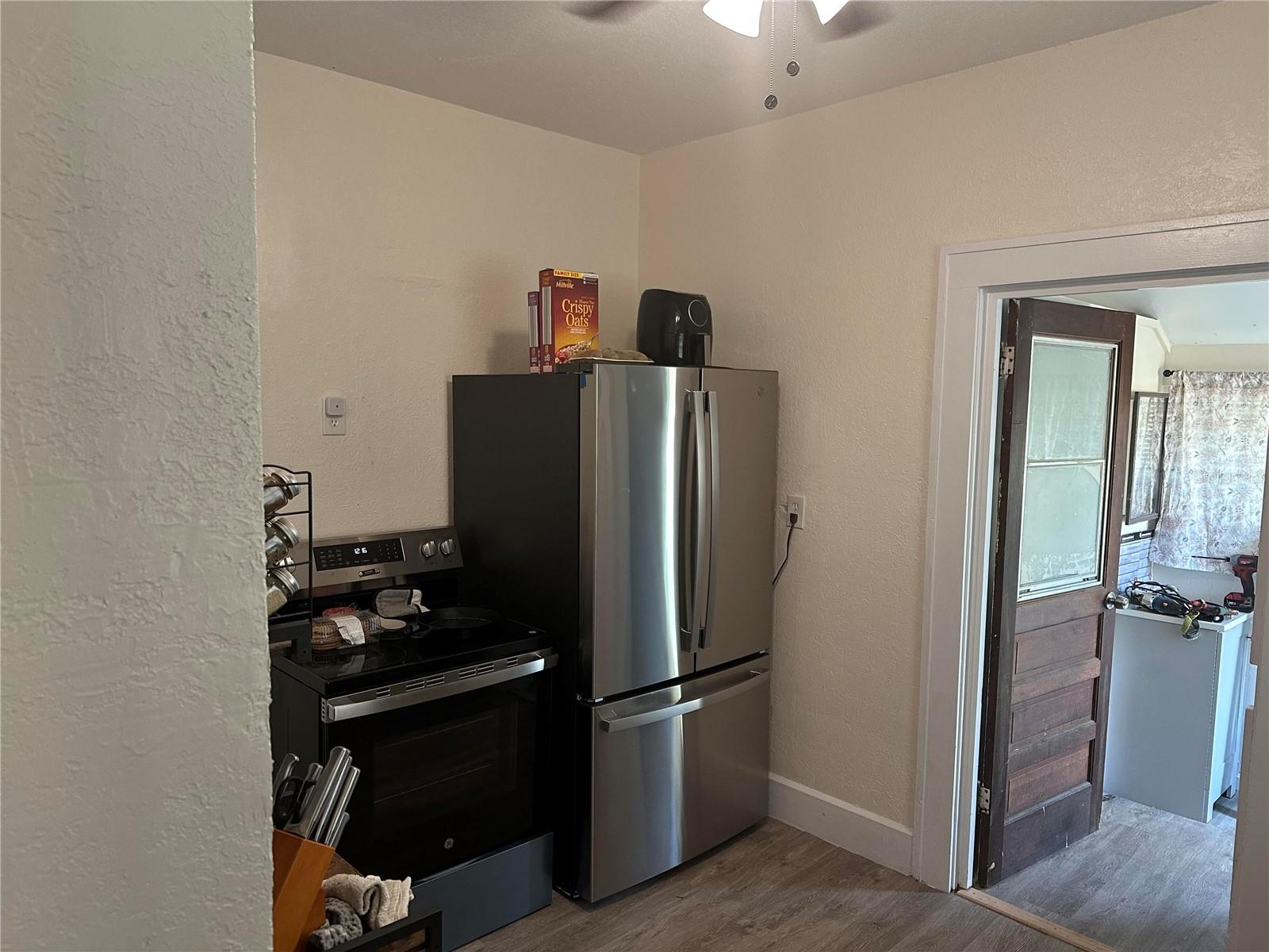 1040 9TH AVE N
